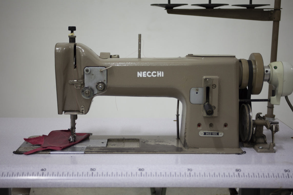 MACCHINA DA CUCIRE Borletti vintage anni 60 EUR 120,00 - IT