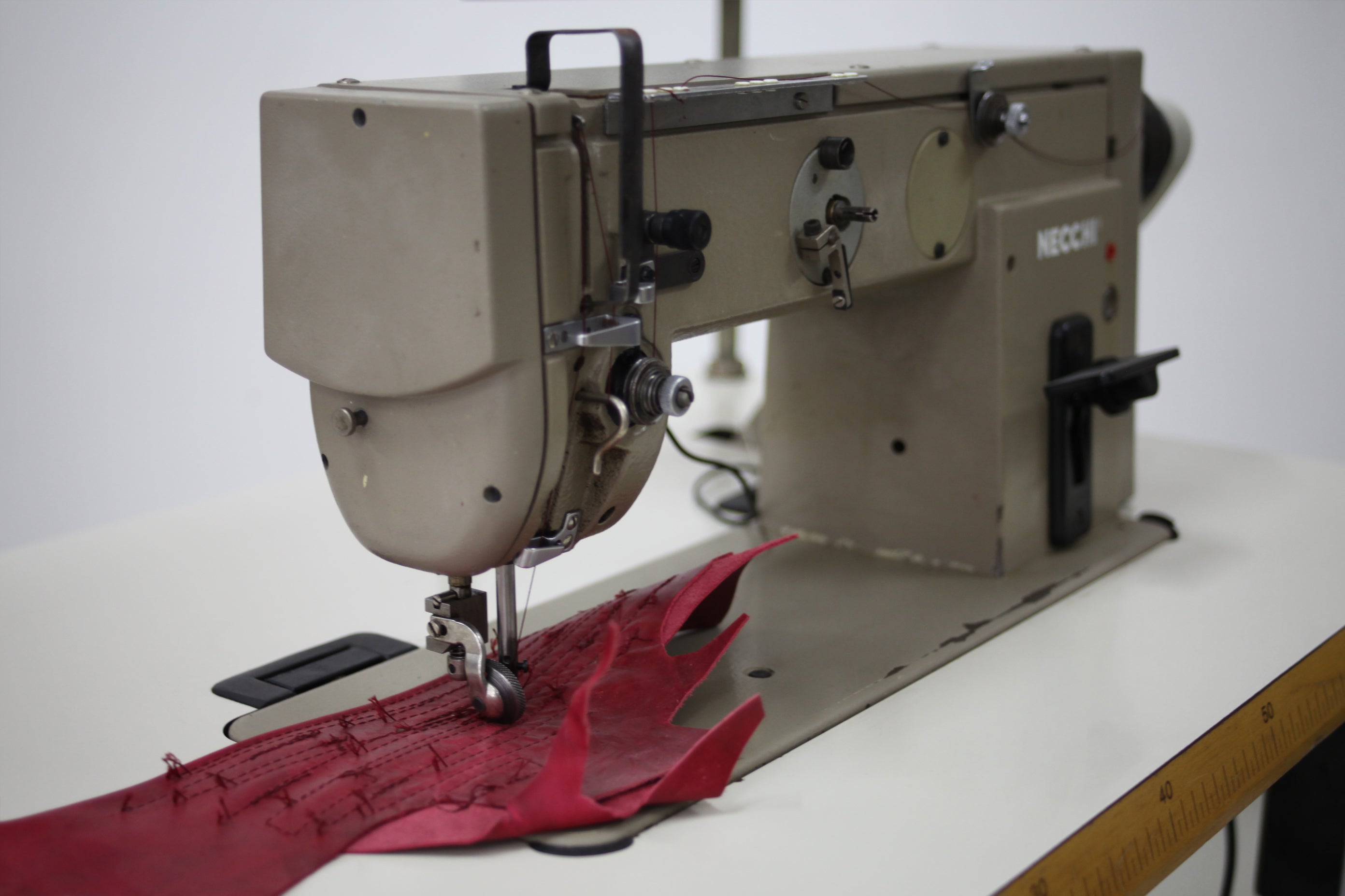 NECCHI 881-564 sewing machine